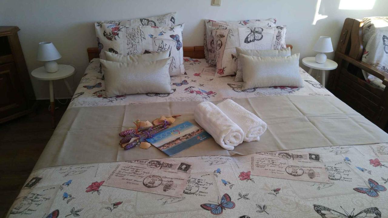 Vera Apartment 1 Rogoznica  Rum bild