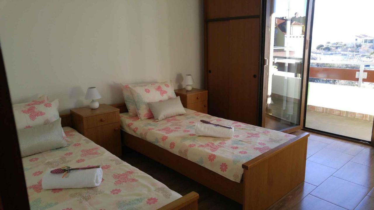 Vera Apartment 1 Rogoznica  Rum bild